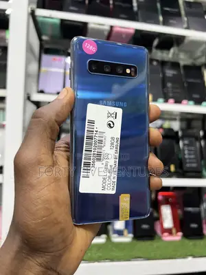New Samsung Galaxy S10 128 GB Blue