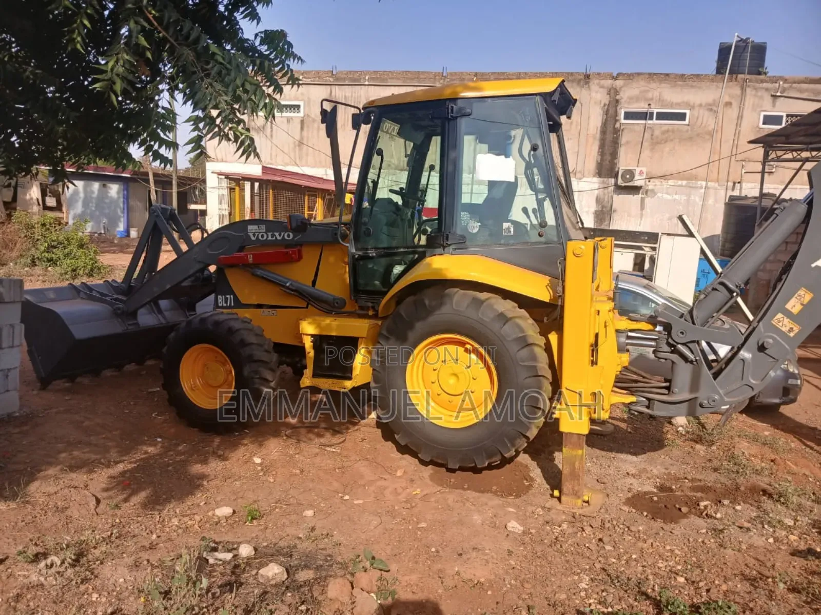 Volvo B71 Backhoe