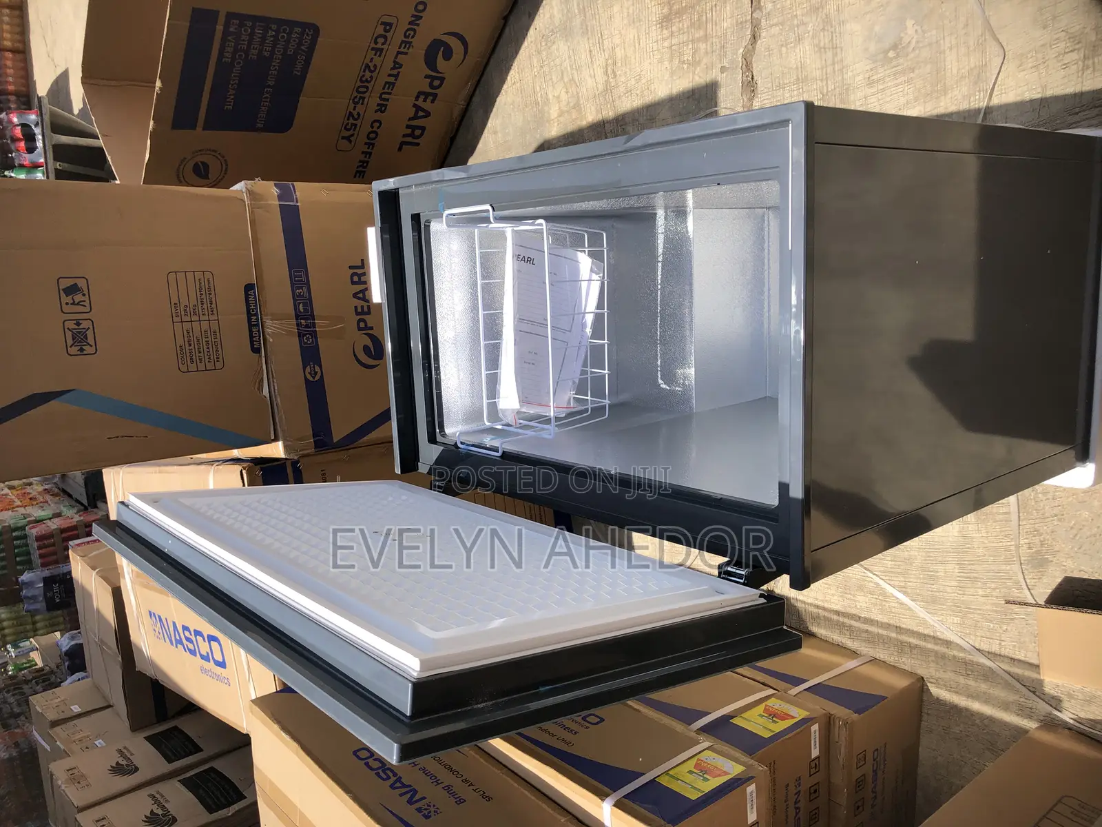 Fast Freezing Pearl Chest Freezer 188 Liters Available