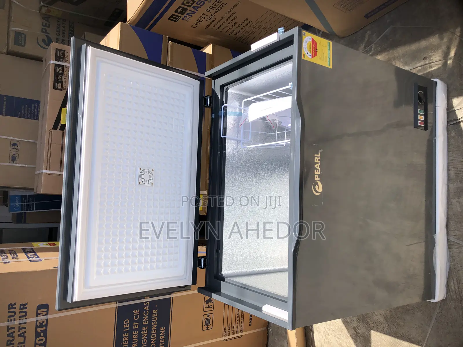 Fast Freezing Pearl Chest Freezer 188 Liters Available