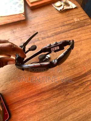 Motorcycle and Bicycle Shade With Bluetooth