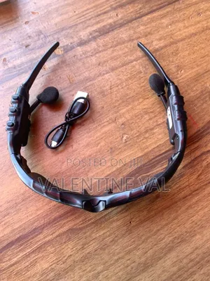 Motorcycle and Bicycle Shade With Bluetooth