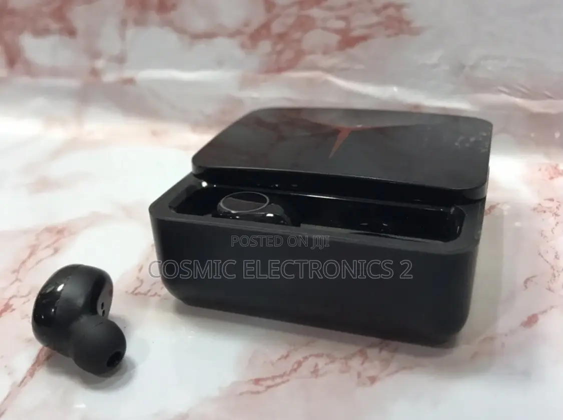 M90 Wireless Earbuds With Inbuilt Power Bank.