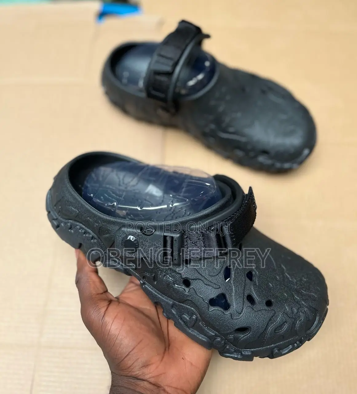 Original Crocs Terrain Atlas in Colours