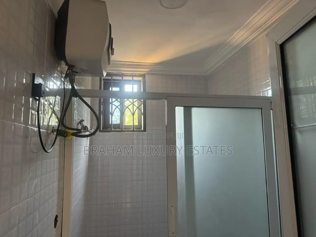 2bdrm Apartment in Braham Luxury, East Legon for rent