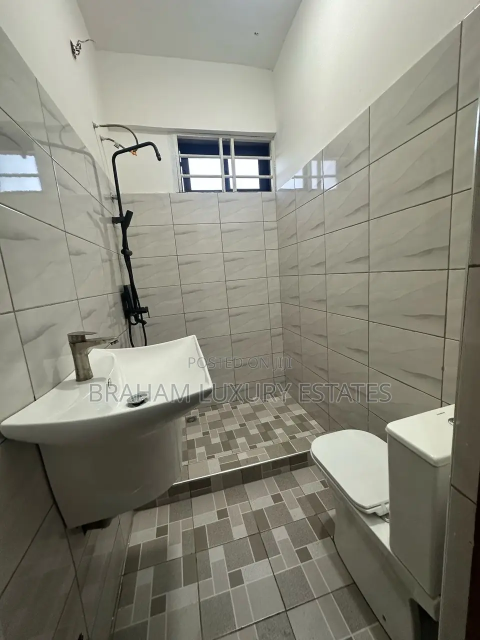 2bdrm Apartment in Braham Luxury, East Legon for rent