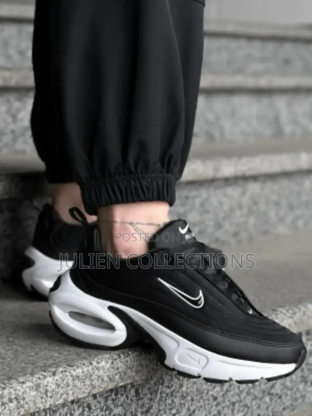 Nike Air Max Portal Trainers Black N White