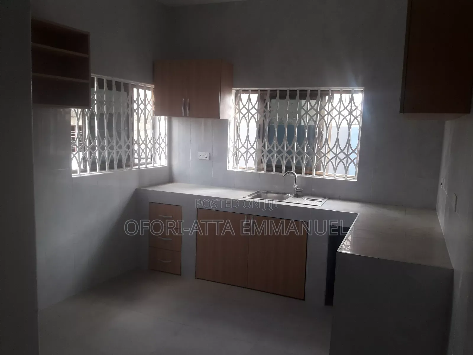 2bdrm Apartment in Amasaman 3 Junction, Pokuase for rent