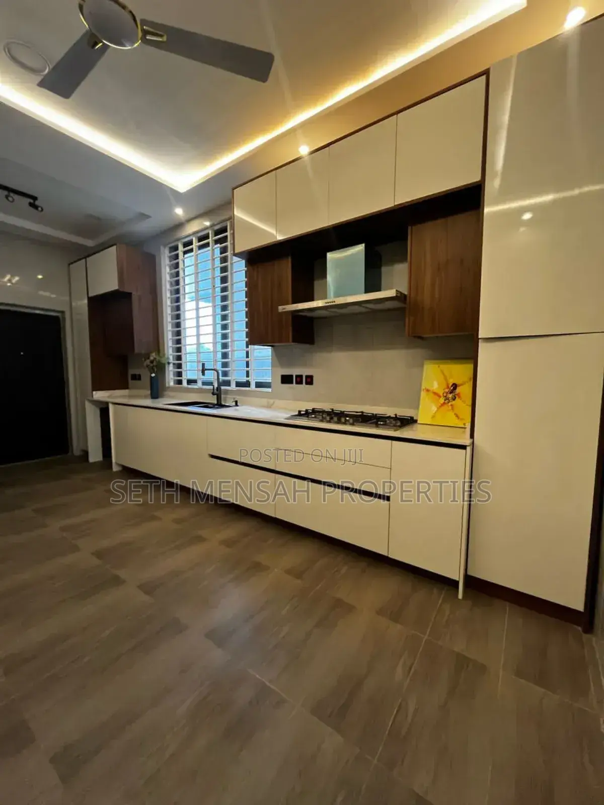 4bdrm House in Spintex for sale