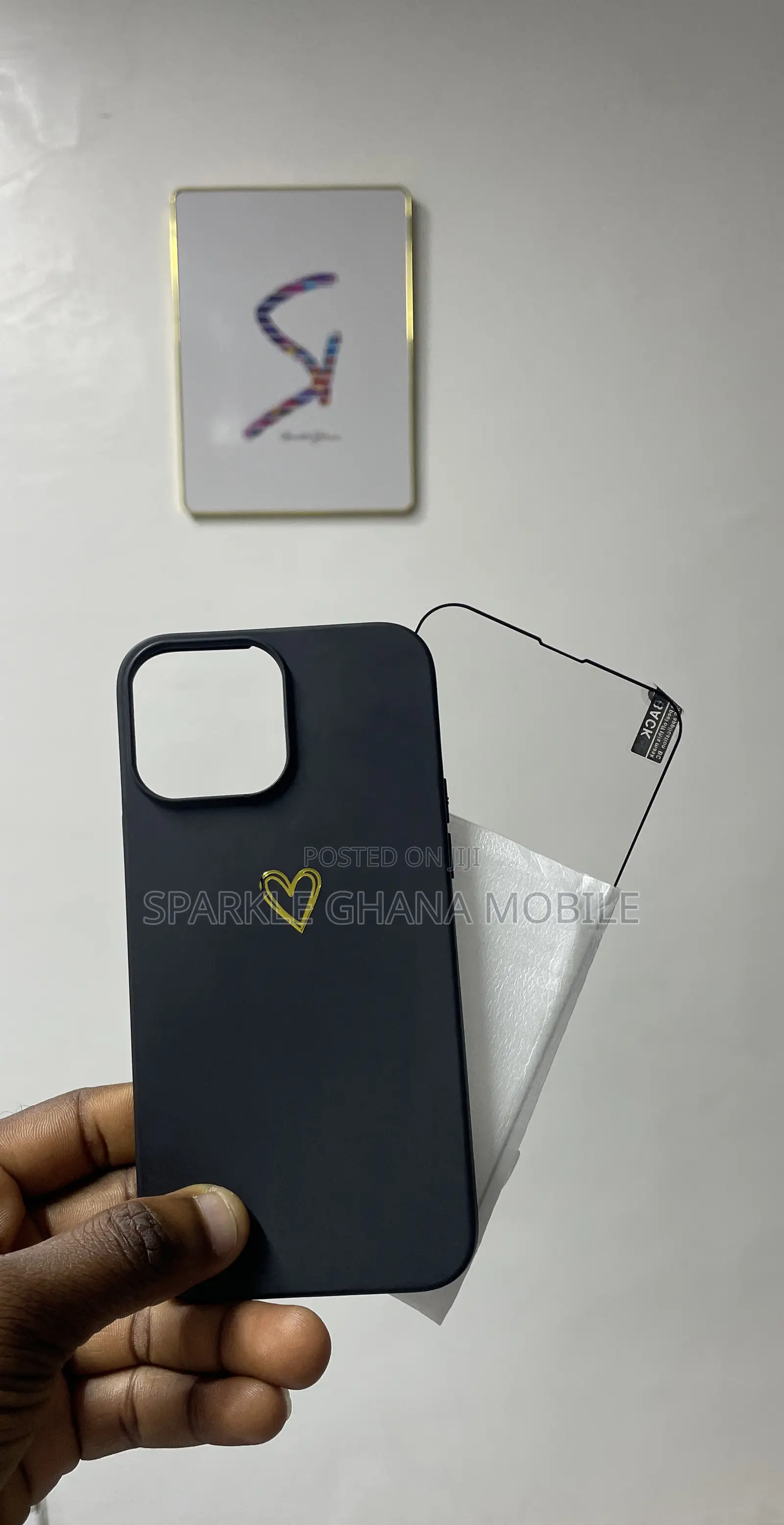 Apple iPhone 13 Pro Max Gold Heart Case