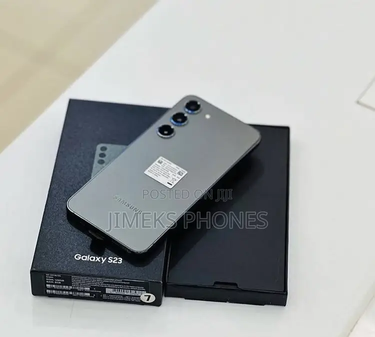 New Samsung Galaxy S23 256 GB Green