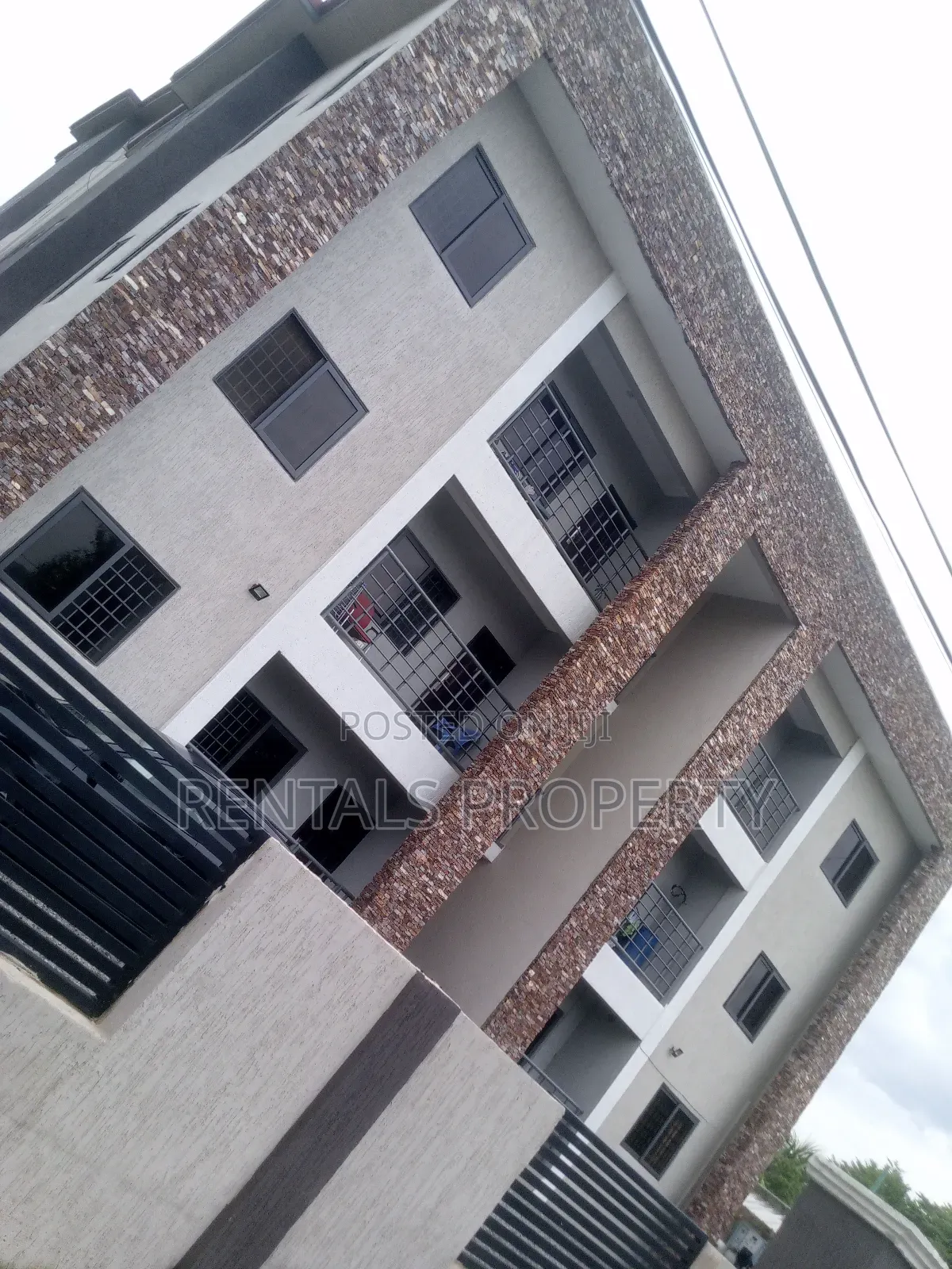 2bdrm Block of Flats in Oyarifa for rent
