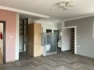 4bdrm House in East Legon for rent