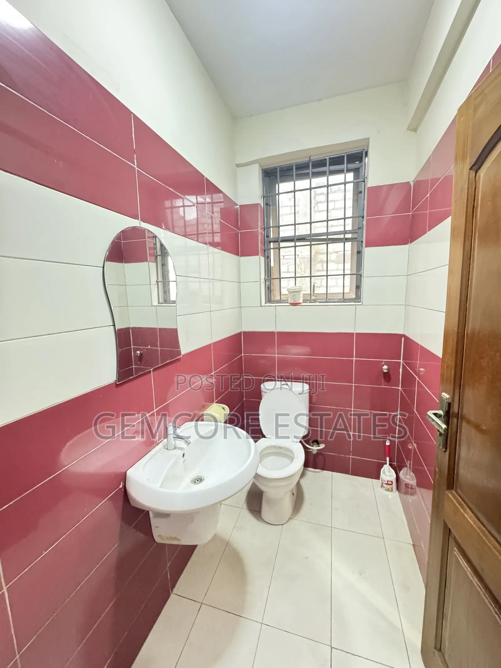 2bdrm Apartment in Ashaley Botwe, Nmai-Dzorn for rent