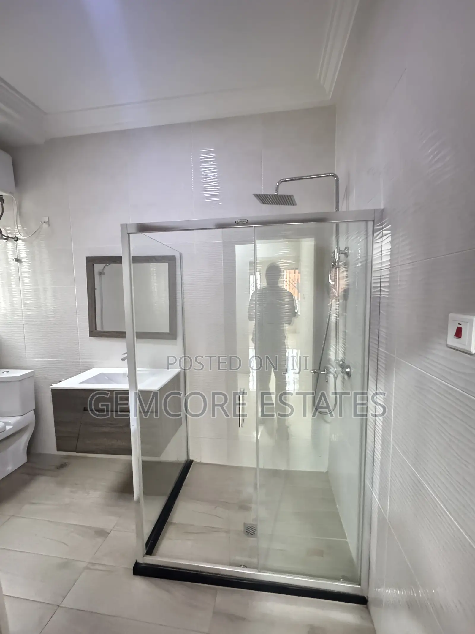 4bdrm House in East Legon Hills, Ashaley Botwe for rent