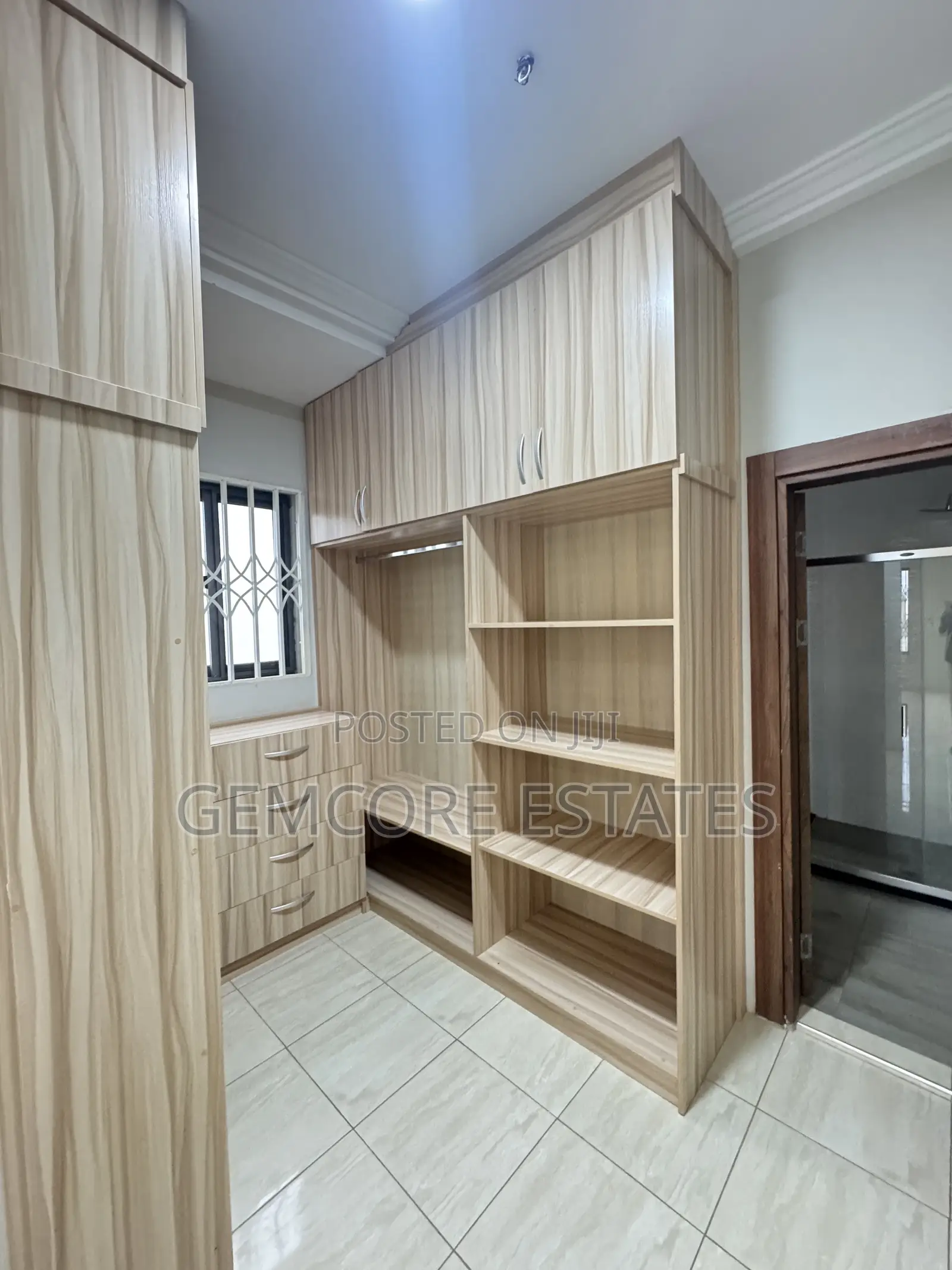 4bdrm House in East Legon Hills, Ashaley Botwe for rent