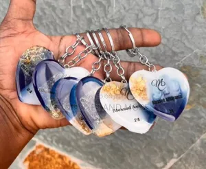 Resin Keyholders for Souvenirs (Wedding)
