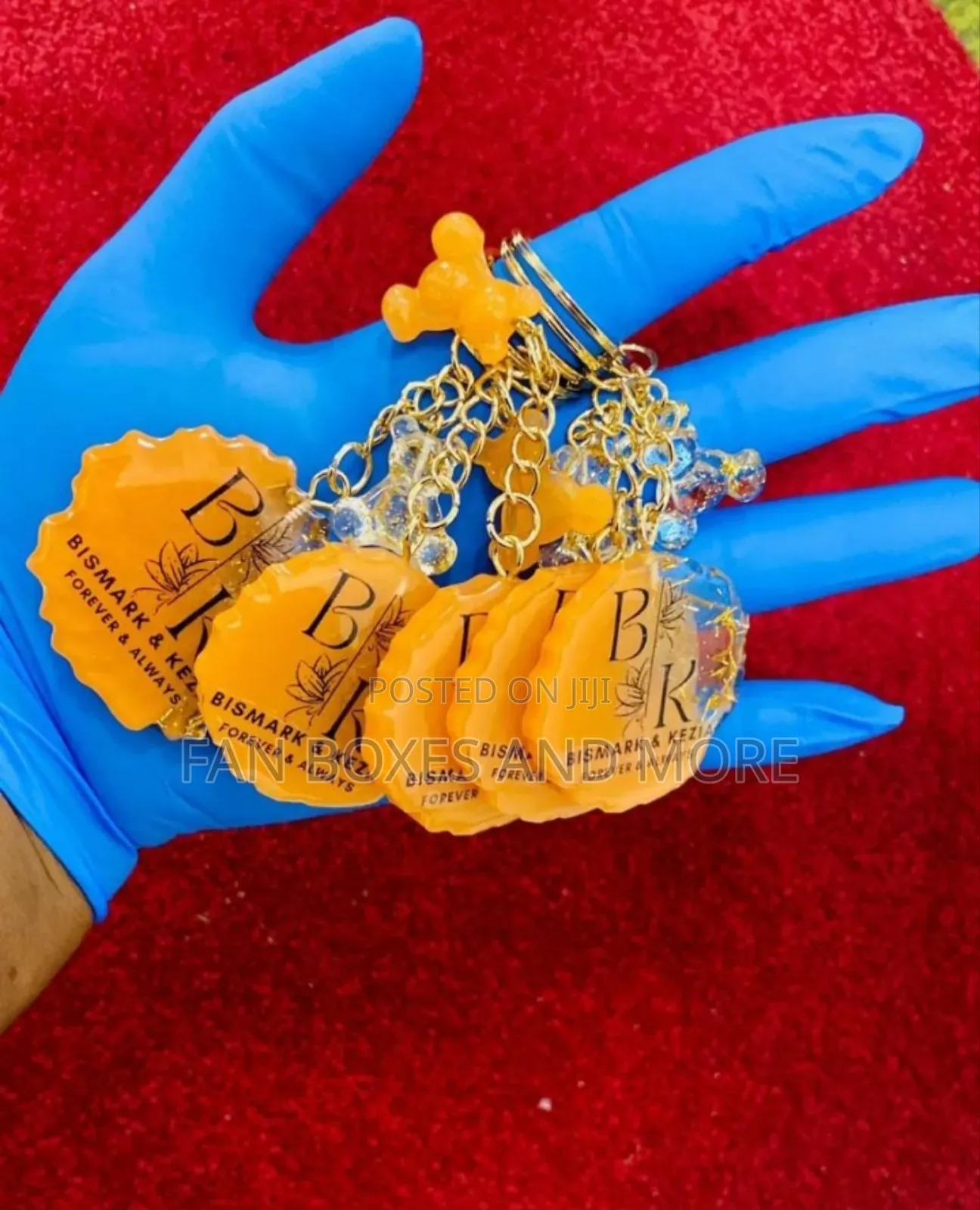 Resin Keyholders for Souvenirs (Wedding)