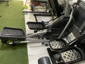 Horizon Elliptical Trainer 130kg