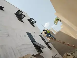 Security Cameras Installer