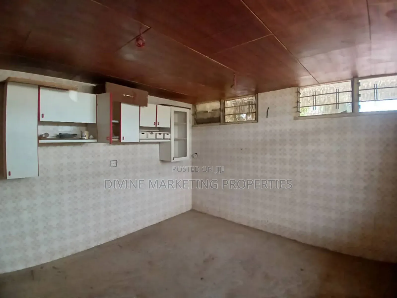 7bdrm House in Busia Area, Sakaman for sale
