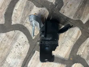 Corolla 2012 Engine Seat