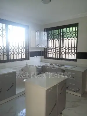 3bdrm House in Ashomang Estate for sale