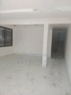 3bdrm House in Ashomang Estate for sale