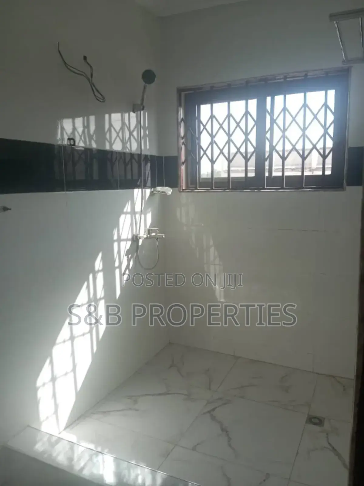 3bdrm House in Ashomang Estate for sale