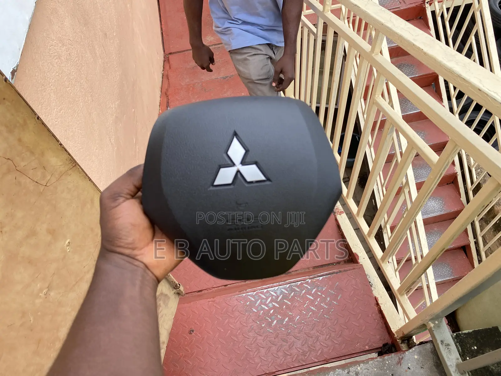 Mitsubishi Outlander 2019 Airbag Cover