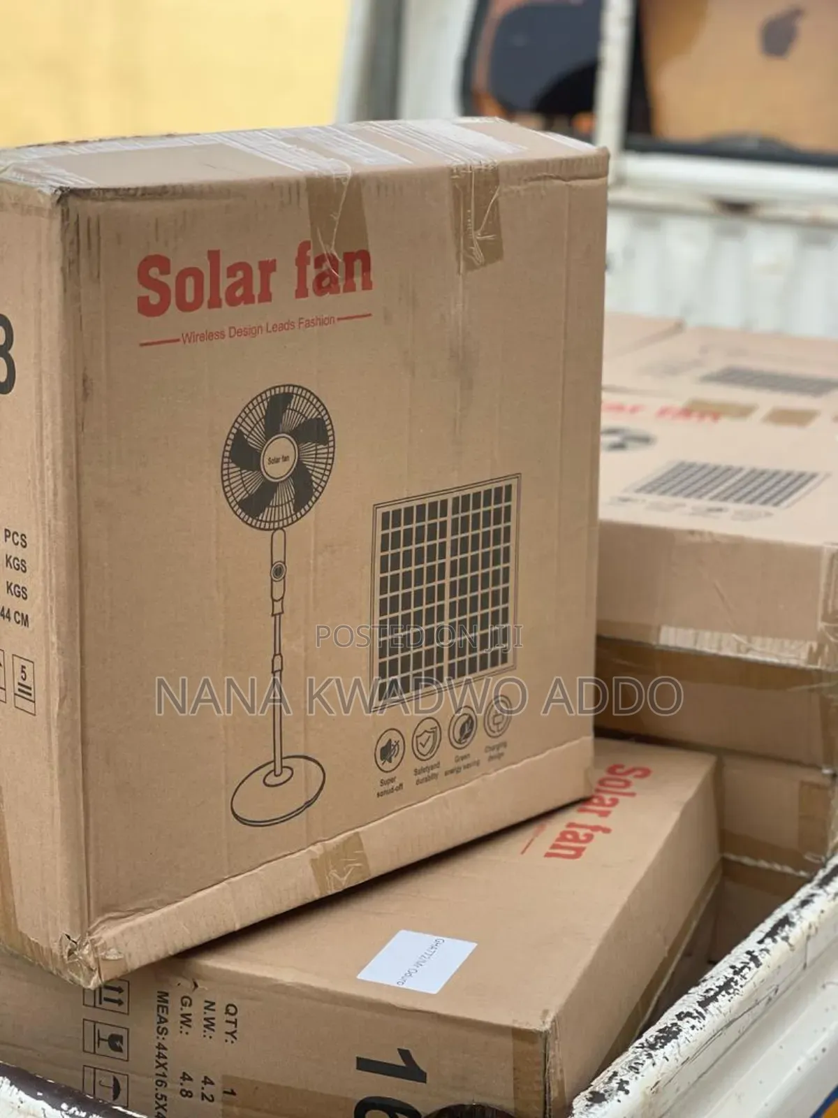 Solar Rechargeable Fan