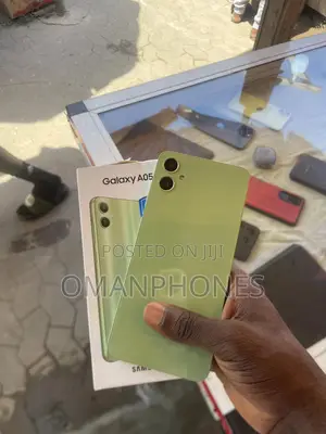 New Samsung Galaxy A05 128 GB Bronze