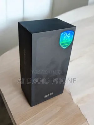 New Samsung Galaxy S20 128 GB Silver