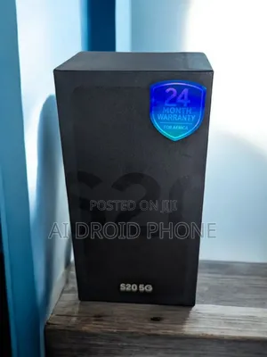 New Samsung Galaxy S20 128 GB Blue