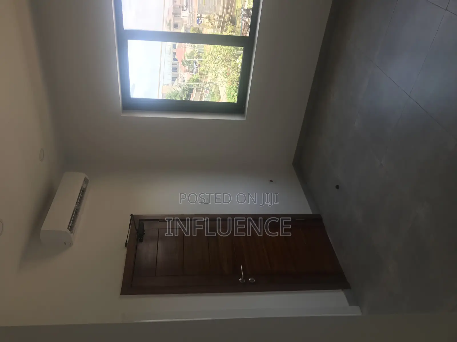 2bdrm Apartment in A & C Mall Area, East Legon for rent