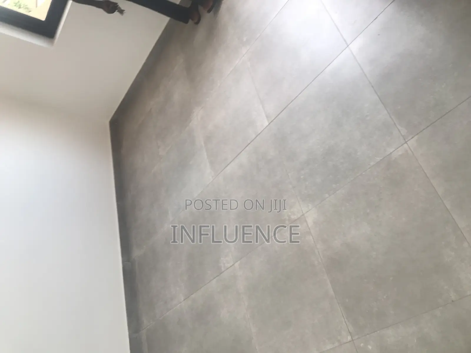 2bdrm Apartment in A & C Mall Area, East Legon for rent