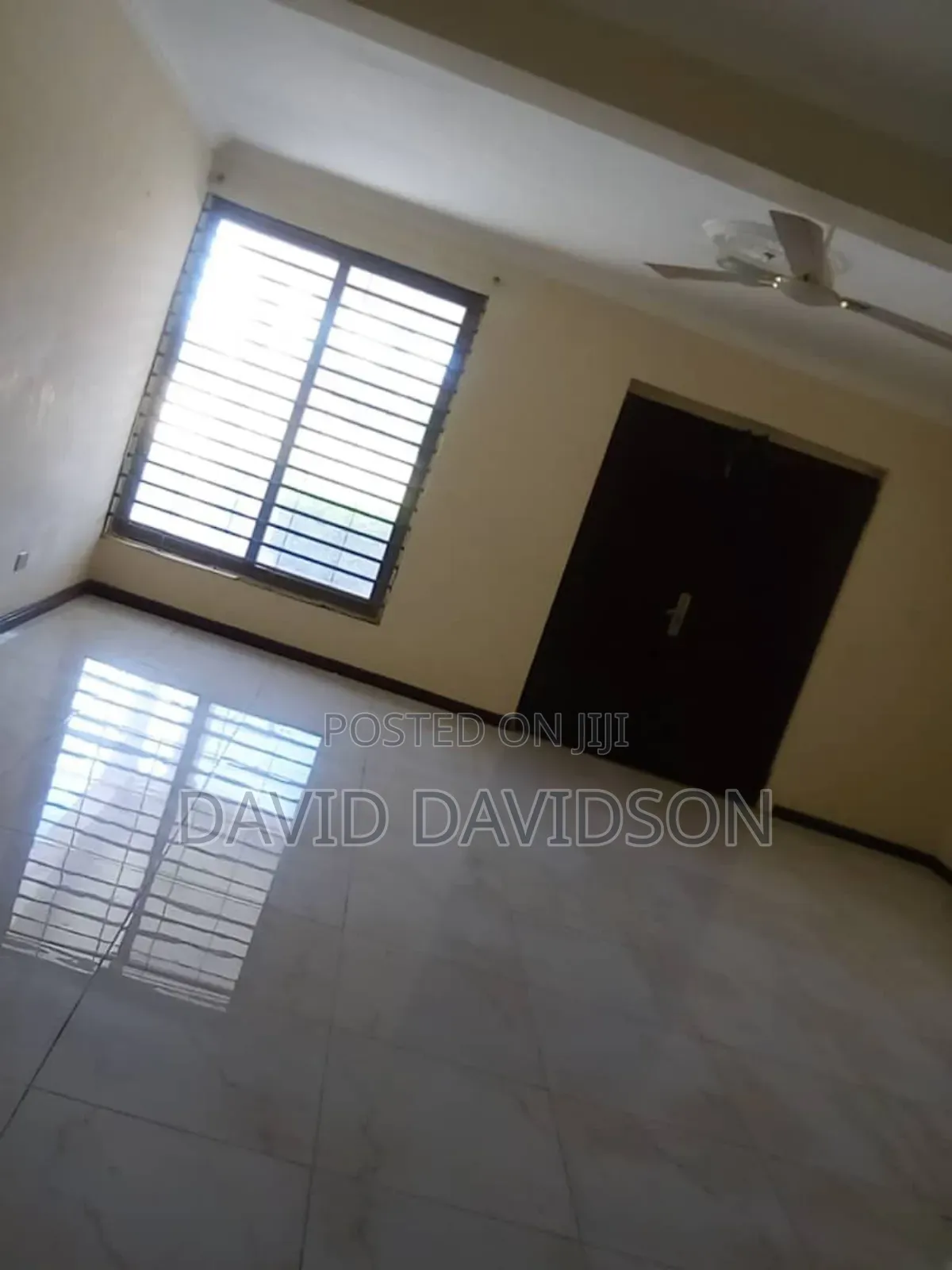5bdrm Mansion in 5 Bedroom Self, Tema Metropolitan for rent