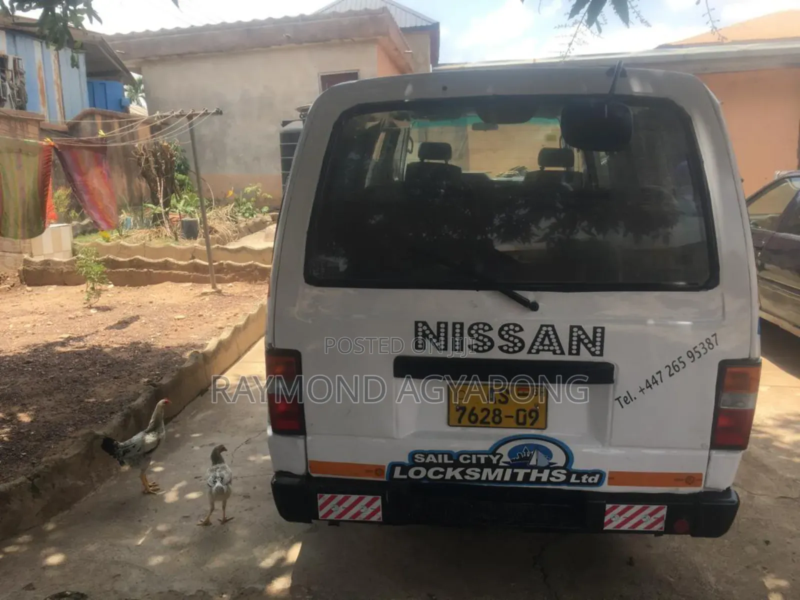 Nissan Caravan (Urvan) 1998 White