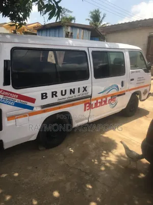 Nissan Caravan (Urvan) 1998 White