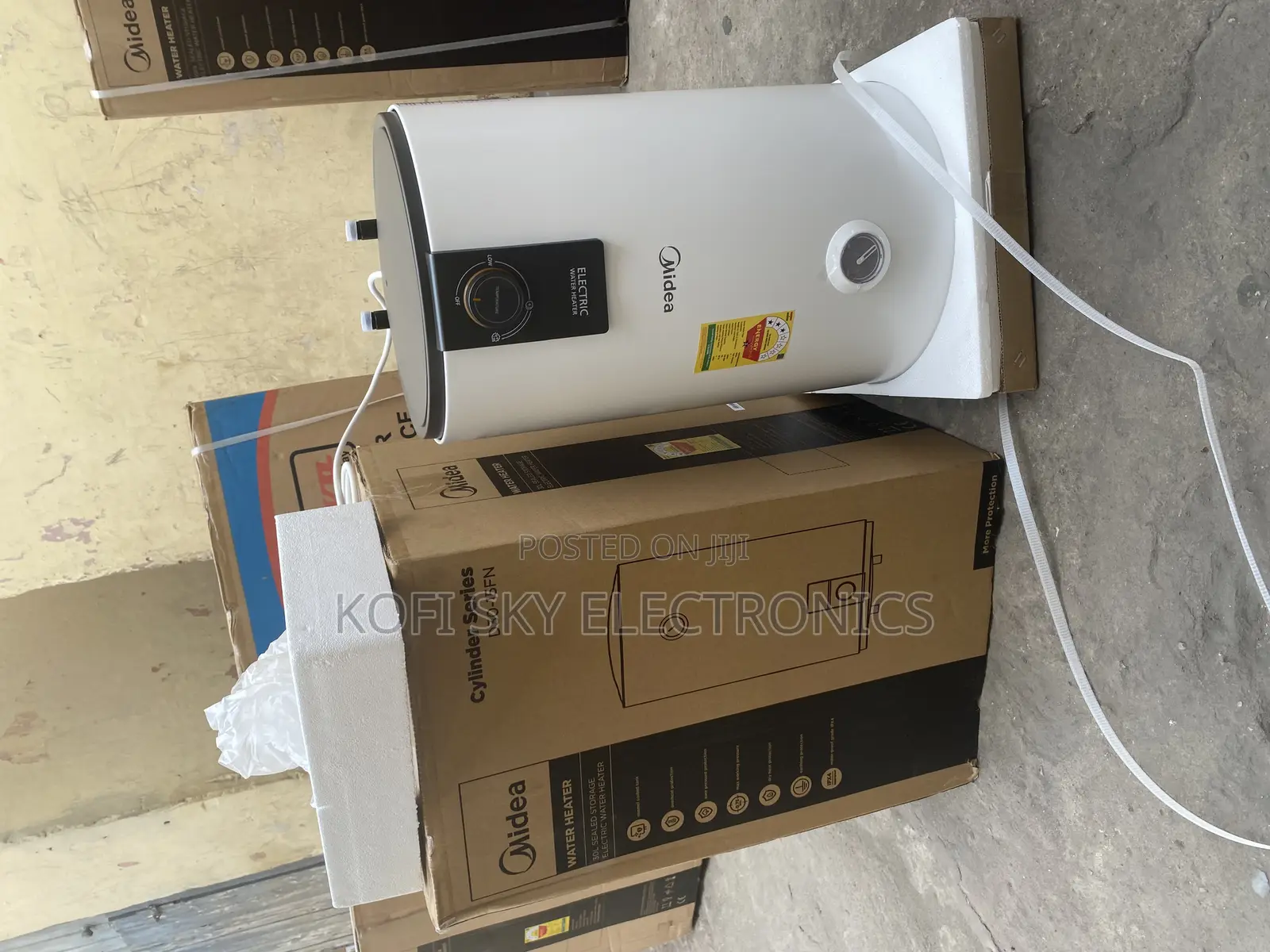 Chintzy Midea 30litres Electric Water Heater