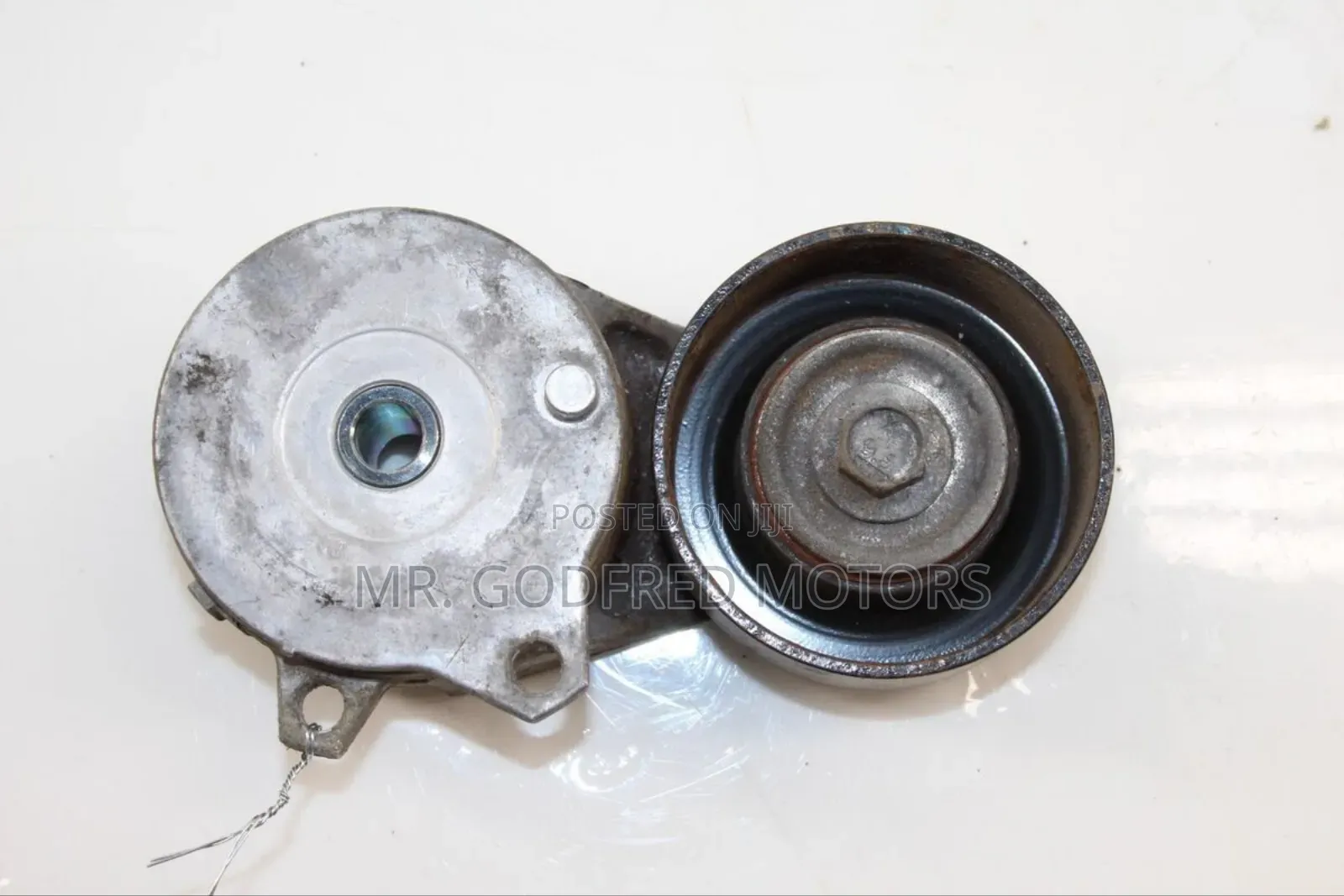 Nissan Sentra 2013,14,15 Belt Adjuster. Original.