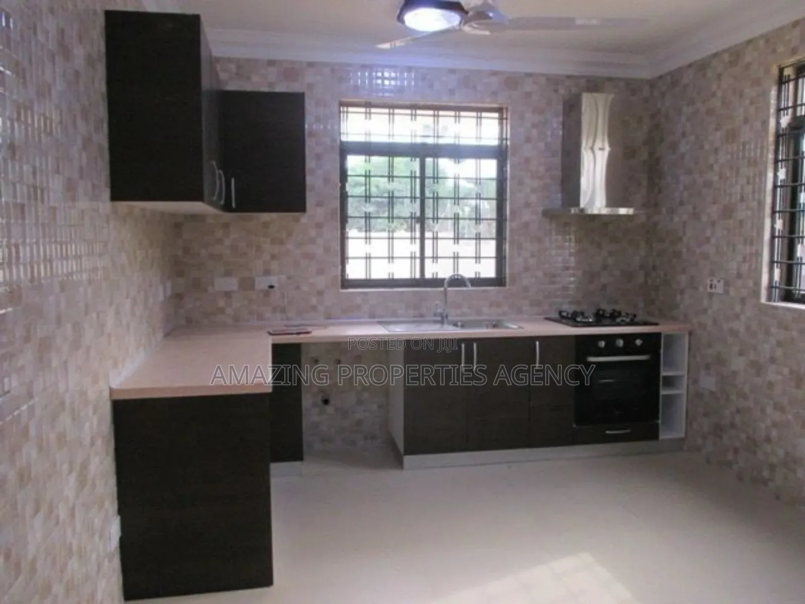5bdrm House in Labone for rent