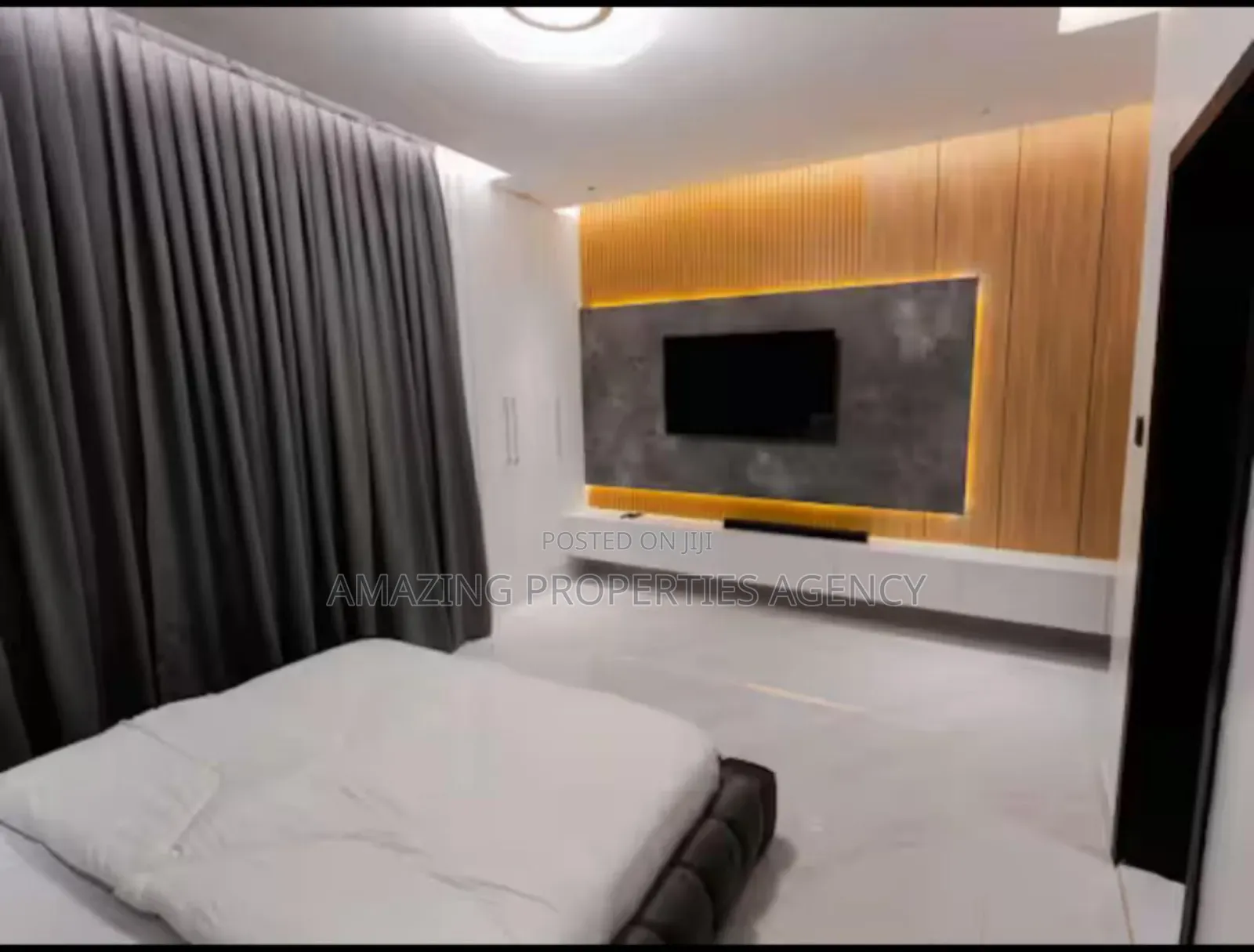 5bdrm House in Adjiriganor for sale