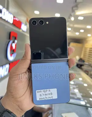 New Samsung Galaxy Z Flip 5 256 GB Blue