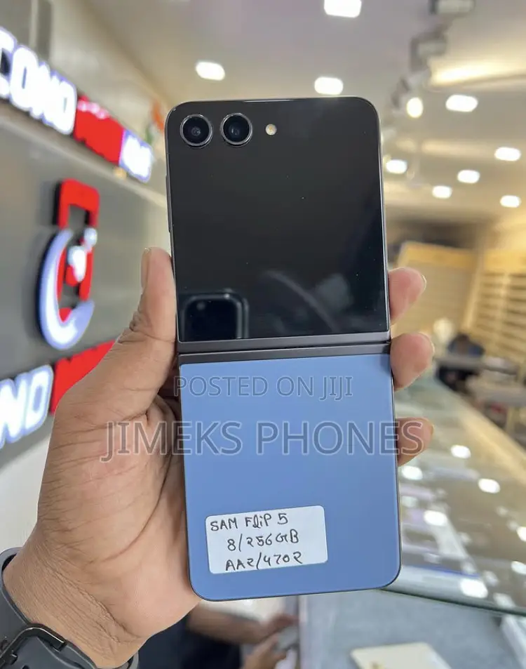 New Samsung Galaxy Z Flip 5 256 GB Blue