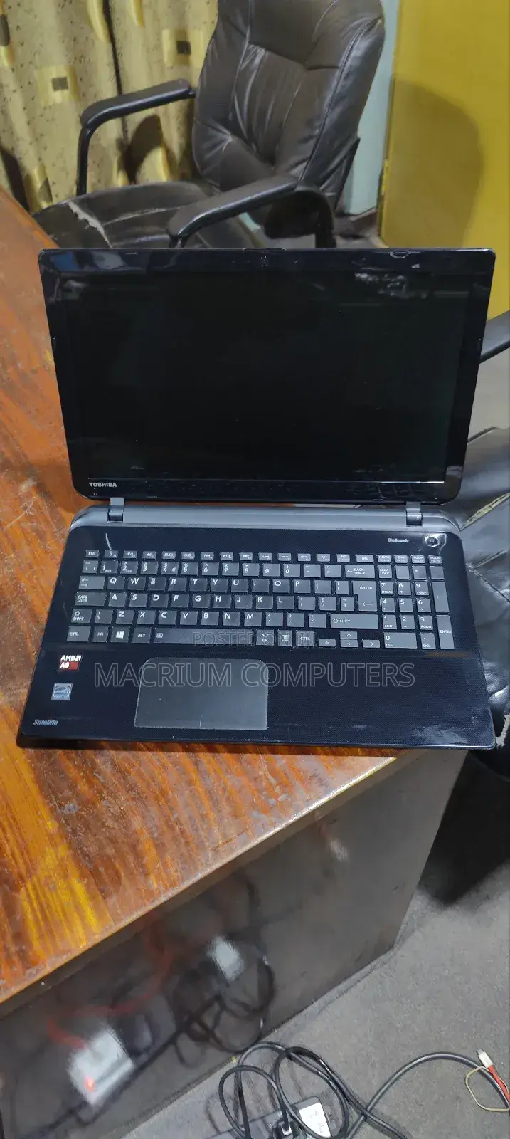 Laptop Toshiba Satellite L50D 8GB AMD A8 HDD 1T