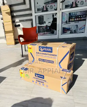 Beautiful Made Pearl 2.0hp Split Type Air Conditioner.