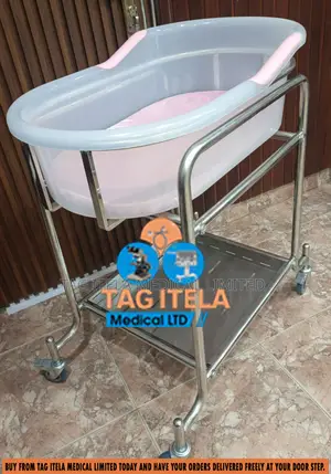 Baby's Cot (Standard)