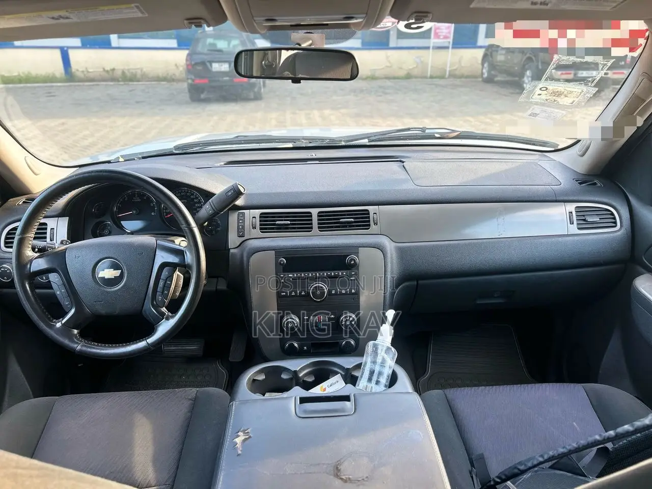 Chevrolet Suburban 1500 LT 2010 Silver