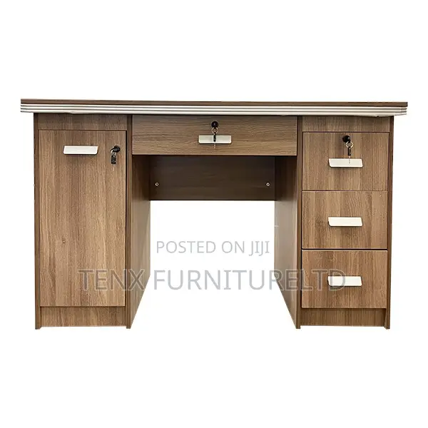 Computer Desk (Access)